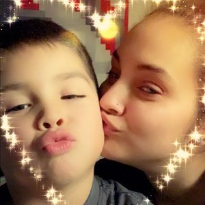 Meet your Posher, Stesha